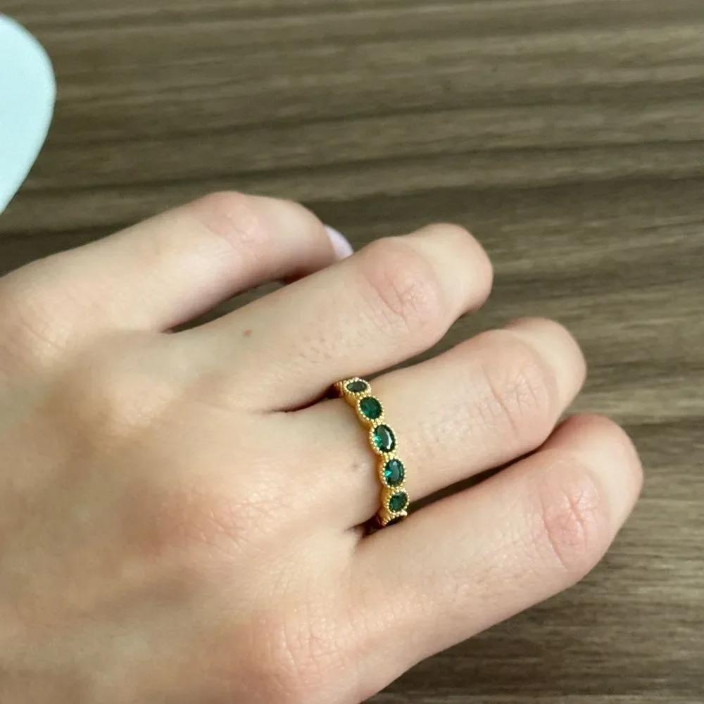 Green Gemstone Ring Q504